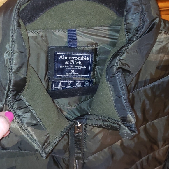 Abercrombie & Fitch Brand New Green Camo Jacket XL - Picture 2 of 5
